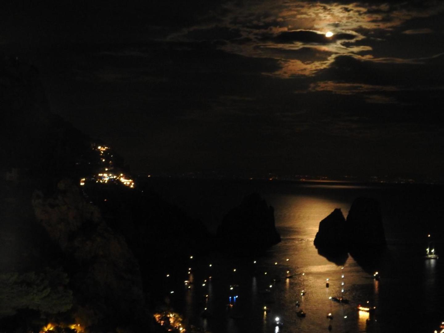 La Grande Bellezza Villa Capri Luaran gambar