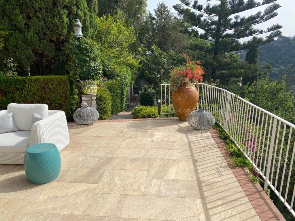 La Grande Bellezza Villa Capri Luaran gambar